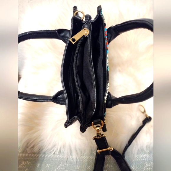 Christian Siriano Embroidered Floral Purse - Picture 6 of 9